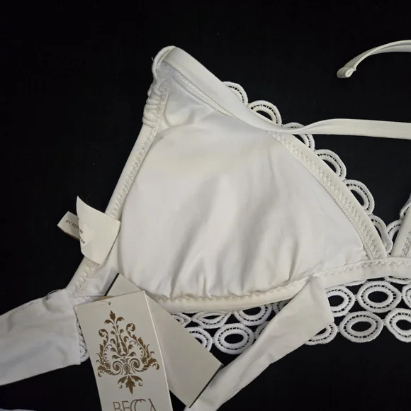 Becca by Rebecca Virtue white halter bikini top size D - Picture 3 of 4